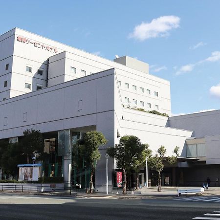 Fukuoka Recent Hotel Екстериор снимка