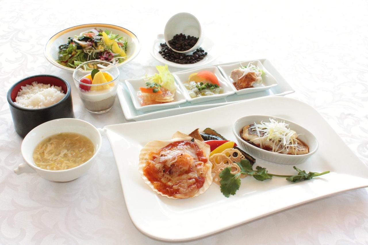 Fukuoka Recent Hotel Екстериор снимка