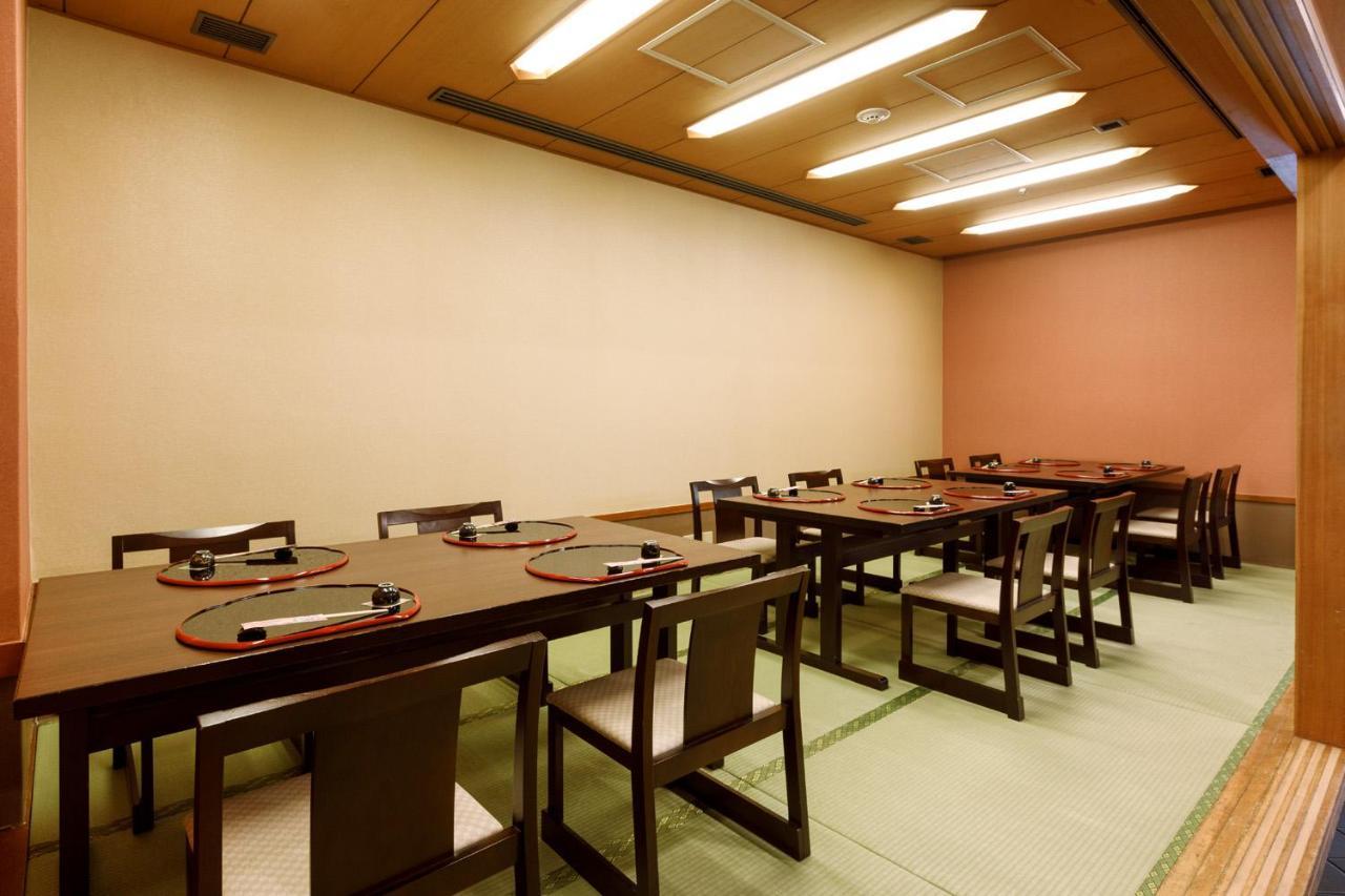 Fukuoka Recent Hotel Екстериор снимка