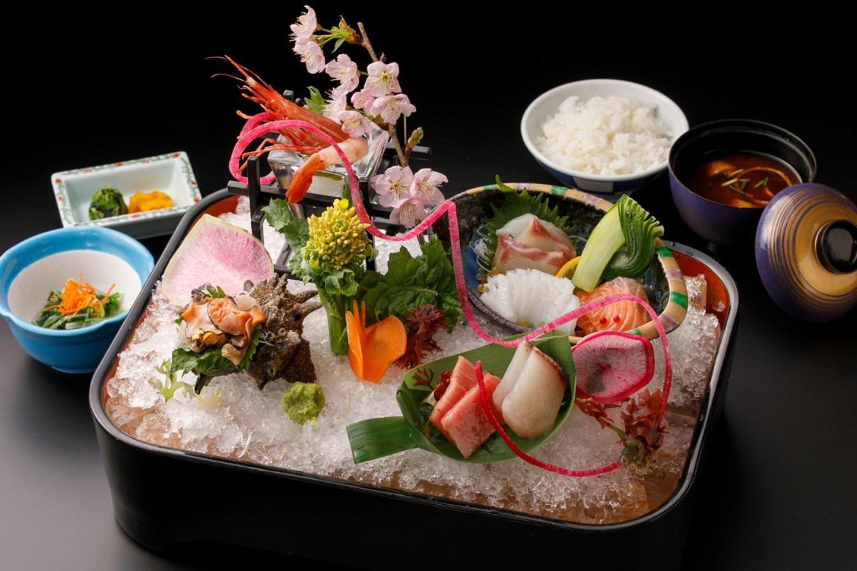 Fukuoka Recent Hotel Екстериор снимка