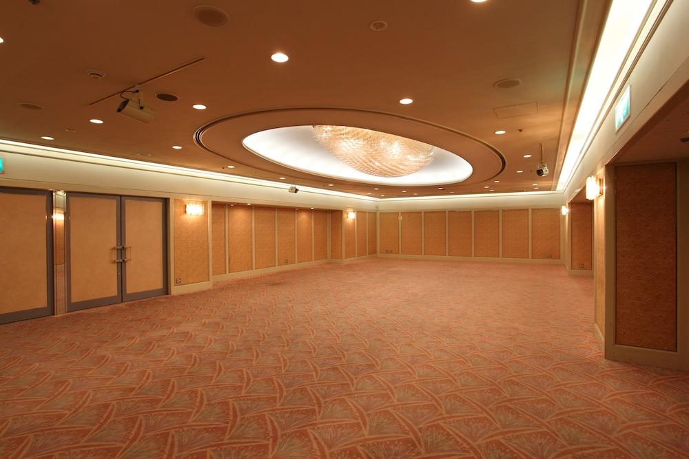 Fukuoka Recent Hotel Екстериор снимка