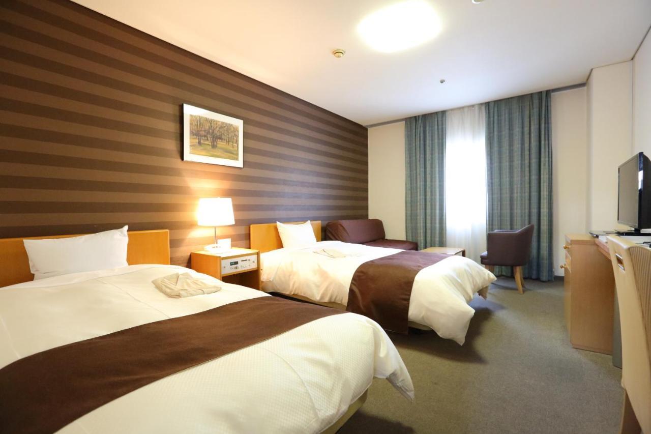 Fukuoka Recent Hotel Екстериор снимка