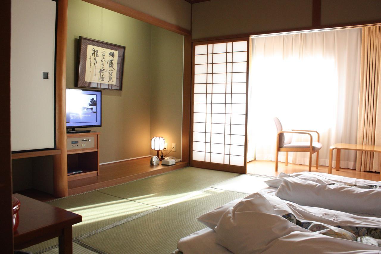 Fukuoka Recent Hotel Екстериор снимка