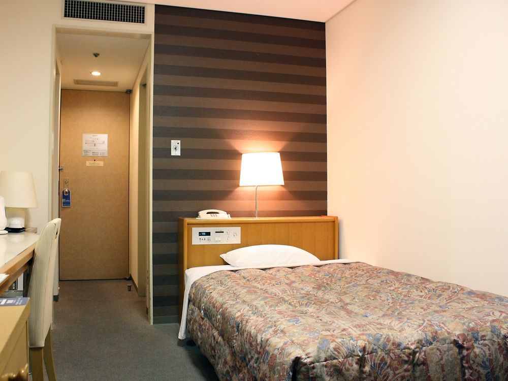 Fukuoka Recent Hotel Екстериор снимка