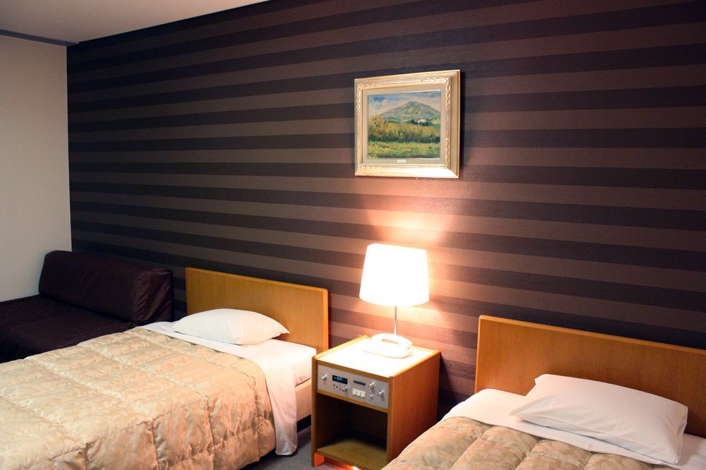 Fukuoka Recent Hotel Екстериор снимка